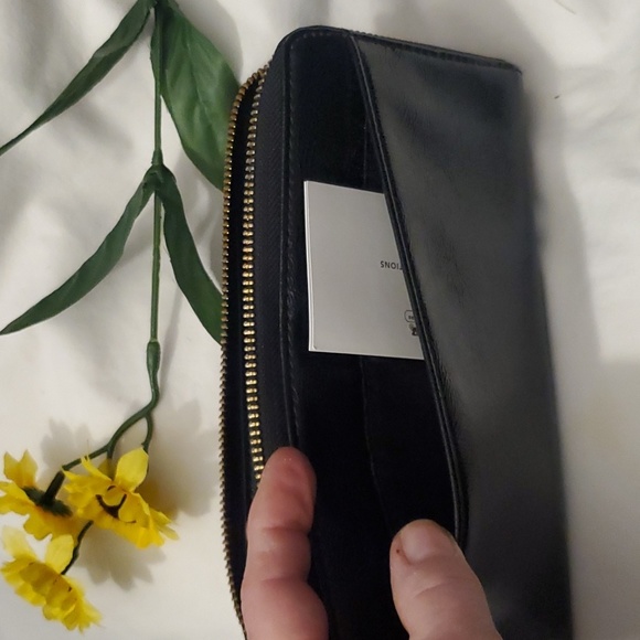 Authentic Coach Wallet* - Picture 11 of 16